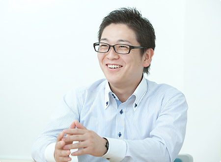 フロントマン 長谷川 将偉